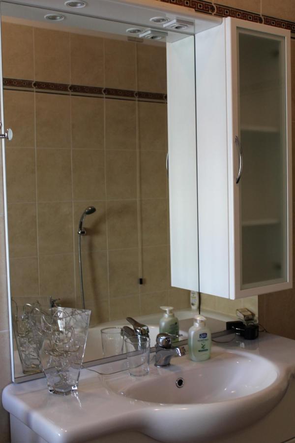 B. & B. Nabucco Bed & Breakfast Parma Luaran gambar